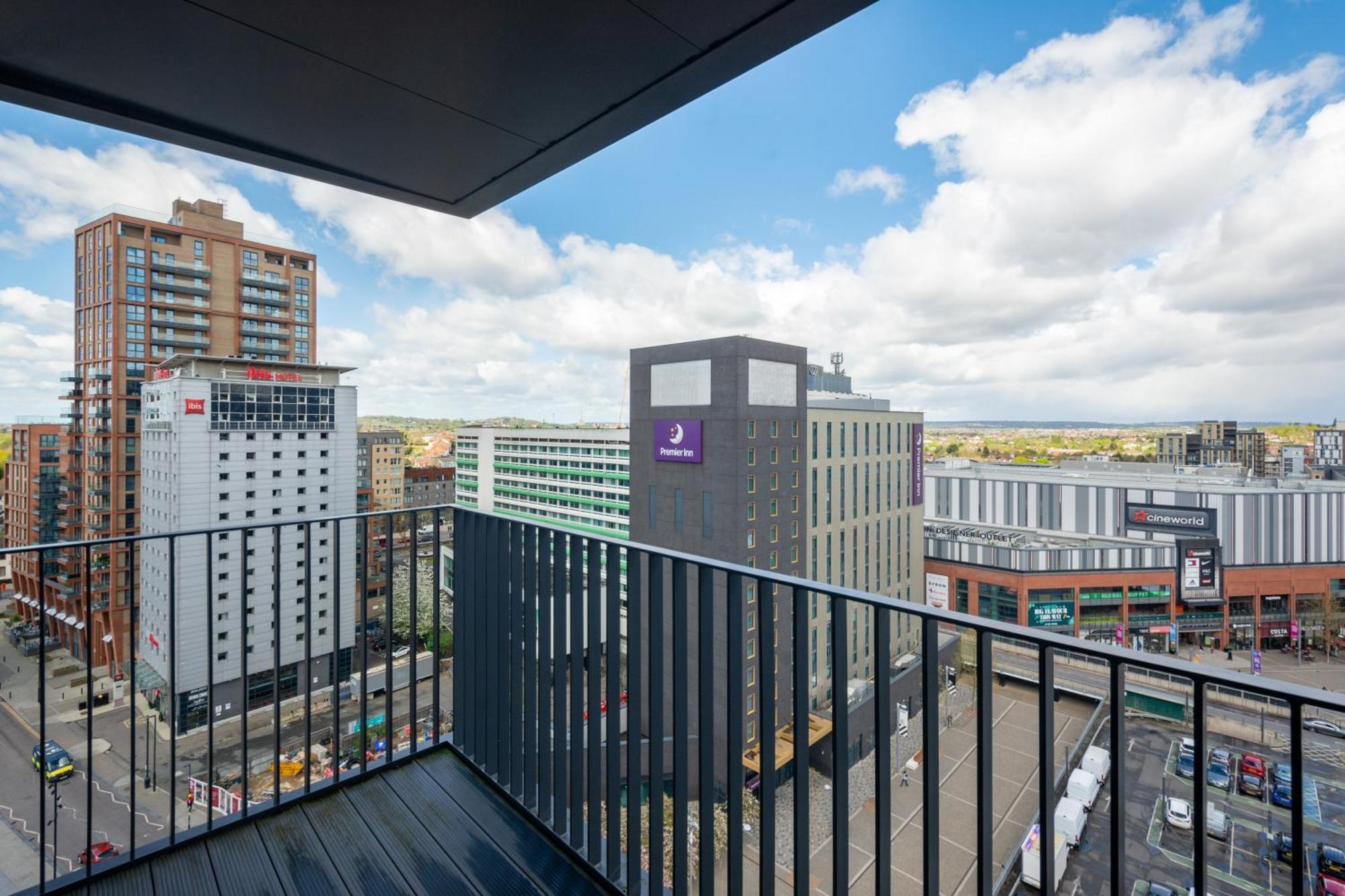 Mysquare State-Of-The-Art 1 Bedroom Apartments Near Wembley Park Londra Esterno foto